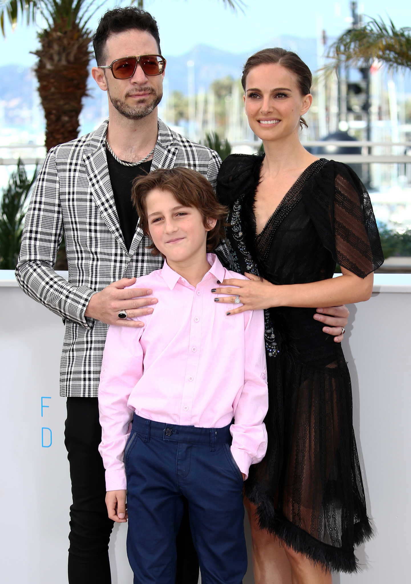 Natalie Portman and Gilad Kahana at event of A Tale of Love and Darkness (2015)