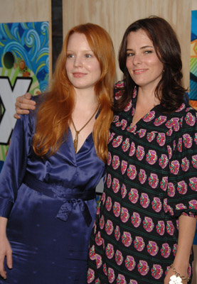 Parker Posey and Lauren Ambrose