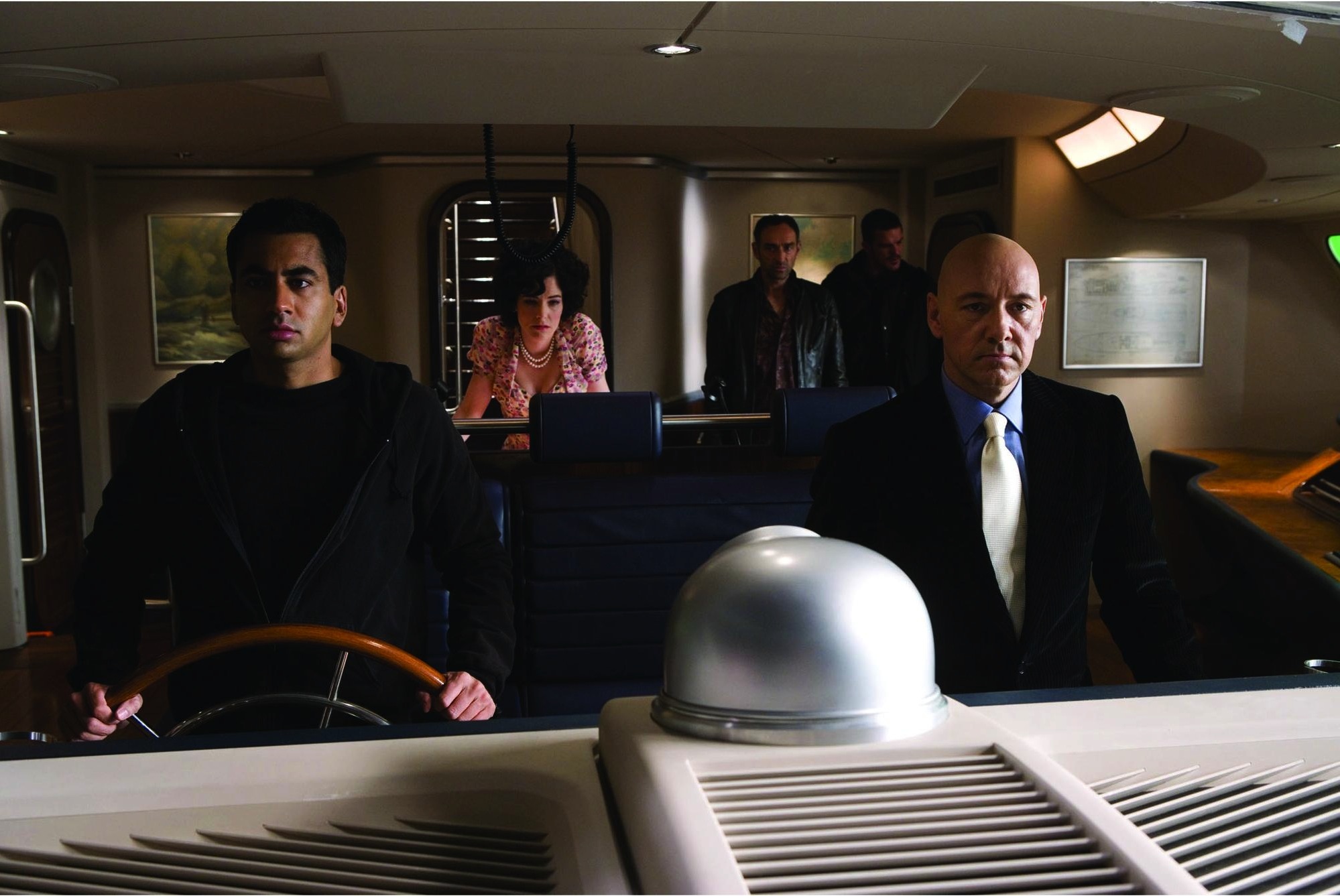 Still of Parker Posey, Kevin Spacey and Kal Penn in Superman Returns (2006)