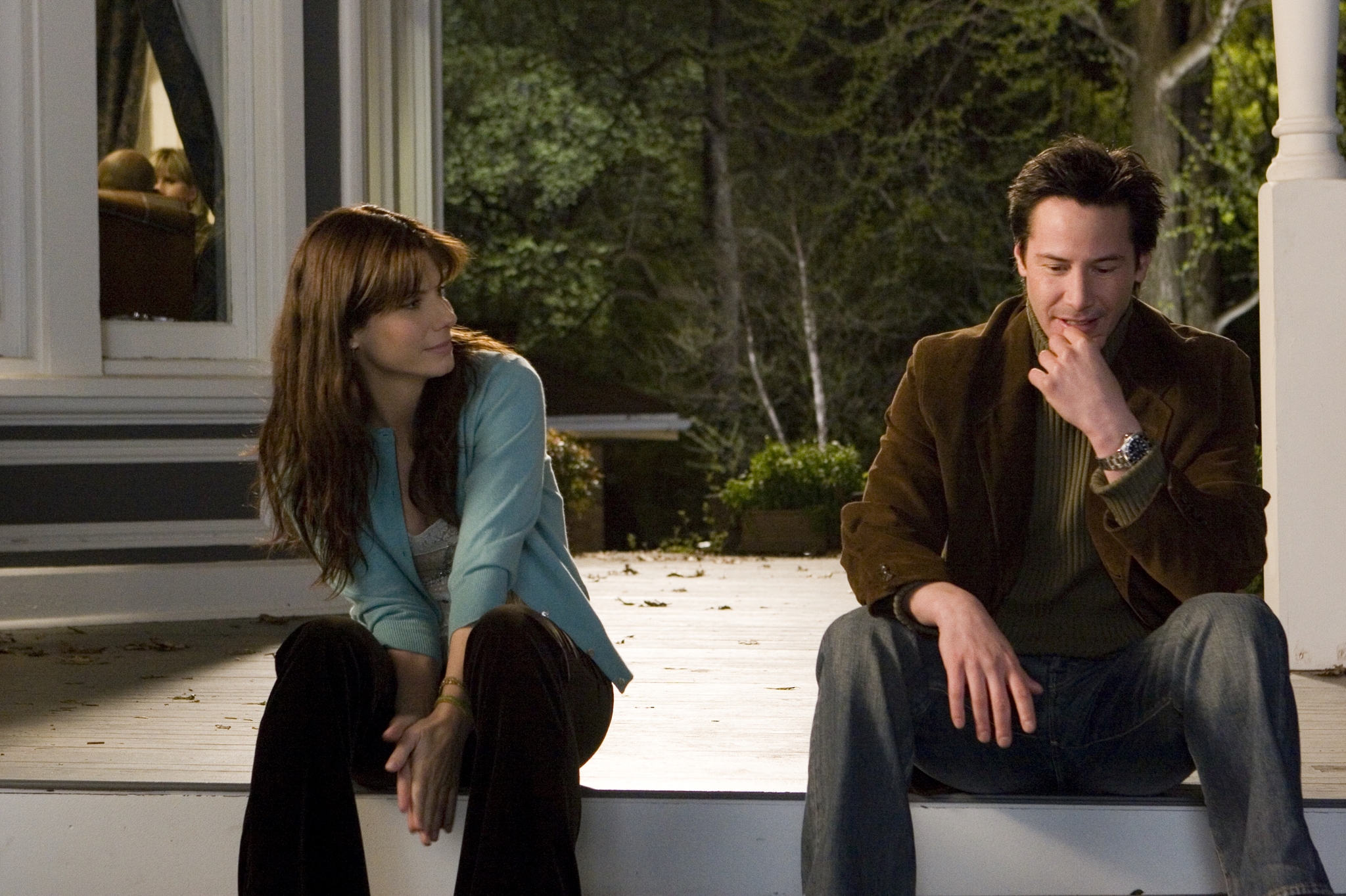 Still of Sandra Bullock and Keanu Reeves in The Lake House (2006)