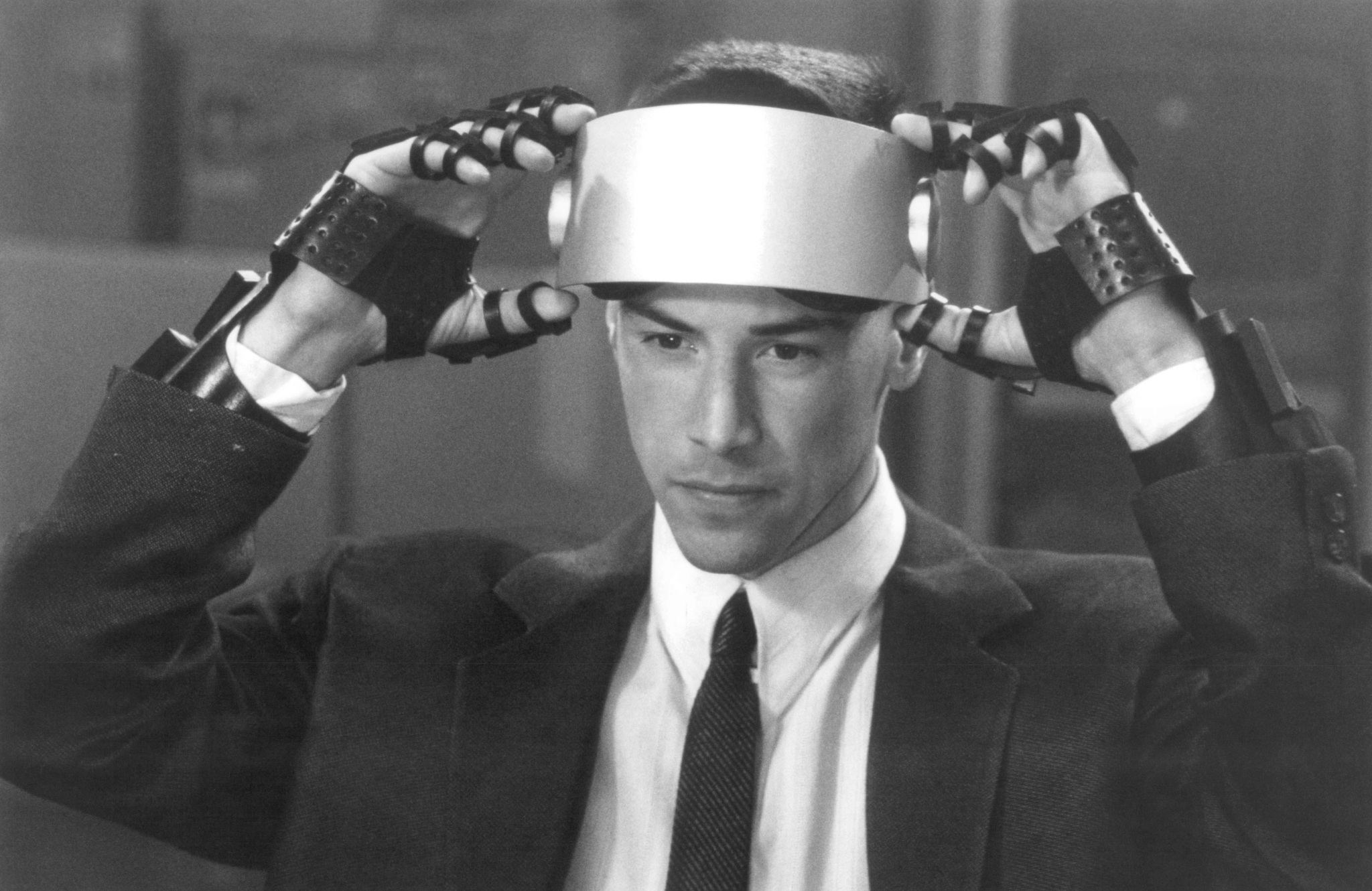 Still of Keanu Reeves in Johnny Mnemonic (1995)