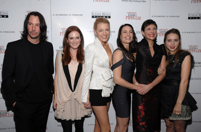 Julianne Moore, Keanu Reeves, Robin Wright, Blake Lively, Rebecca Miller and Zoe Kazan at event of The Private Lives of Pippa Lee (2009)