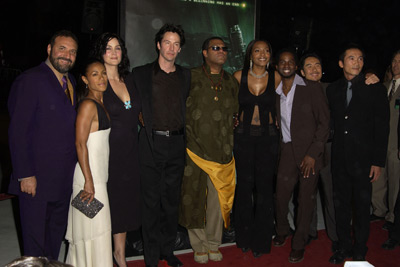 Keanu Reeves, Laurence Fishburne, Jada Pinkett Smith, Carrie-Anne Moss, Joel Silver, Nona Gaye, Collin Chou and Harold Perrineau at event of Matrica. Revoliucijos (2003)