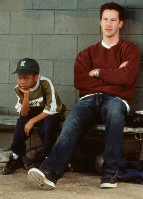 Still of Keanu Reeves and DeWayne Warren in Hard Ball (2001)