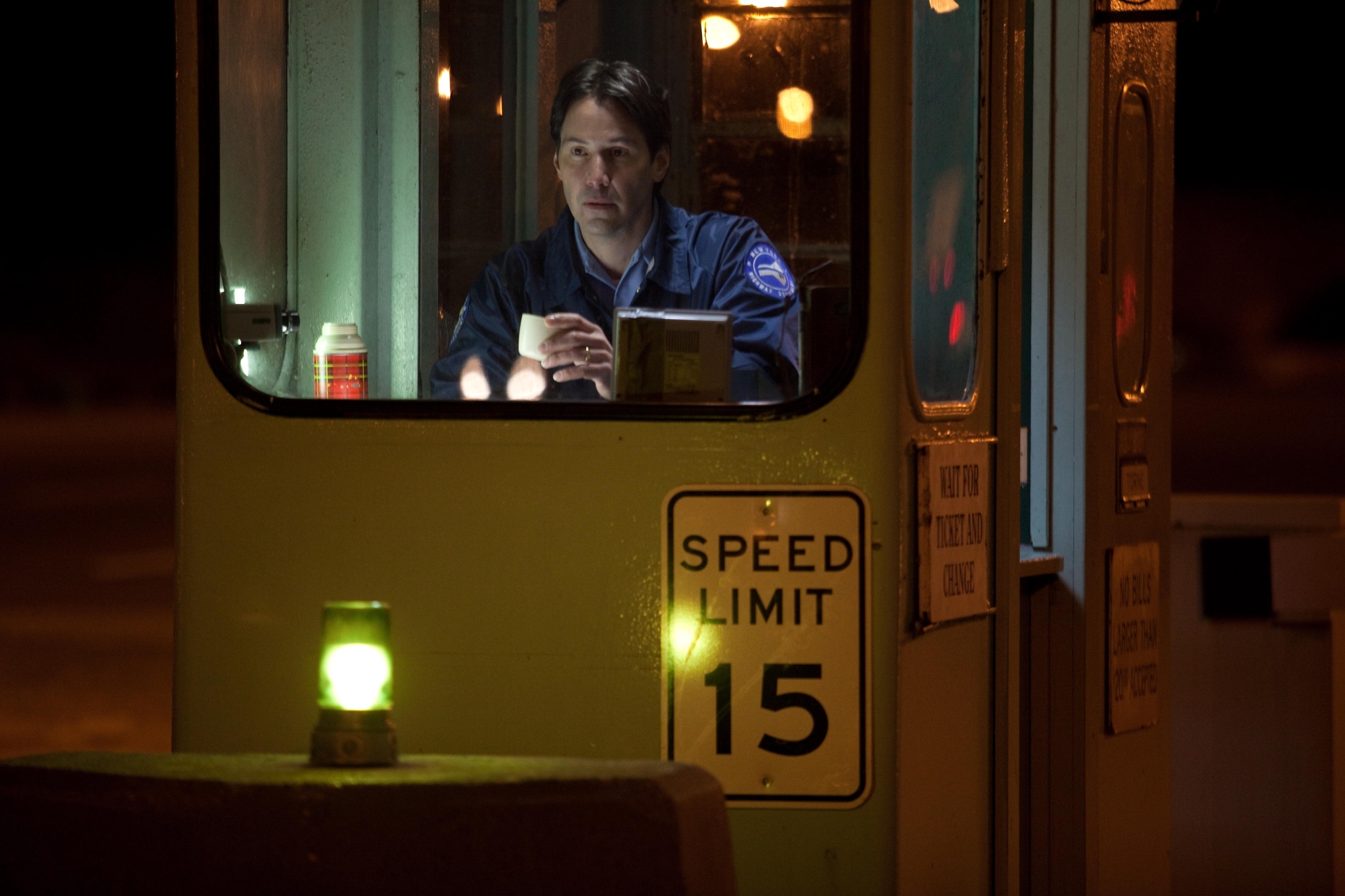 Still of Keanu Reeves in Henry's Crime (2010)