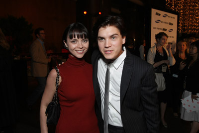 Christina Ricci and Emile Hirsch at event of Into the Wild (2007)