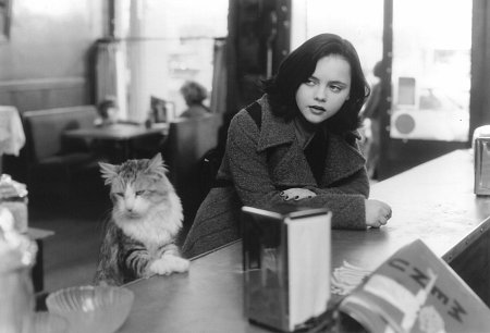 Still of Christina Ricci in That Darn Cat (1997)