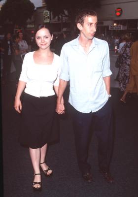 Christina Ricci at event of Gelbstint eilini Rajena (1998)