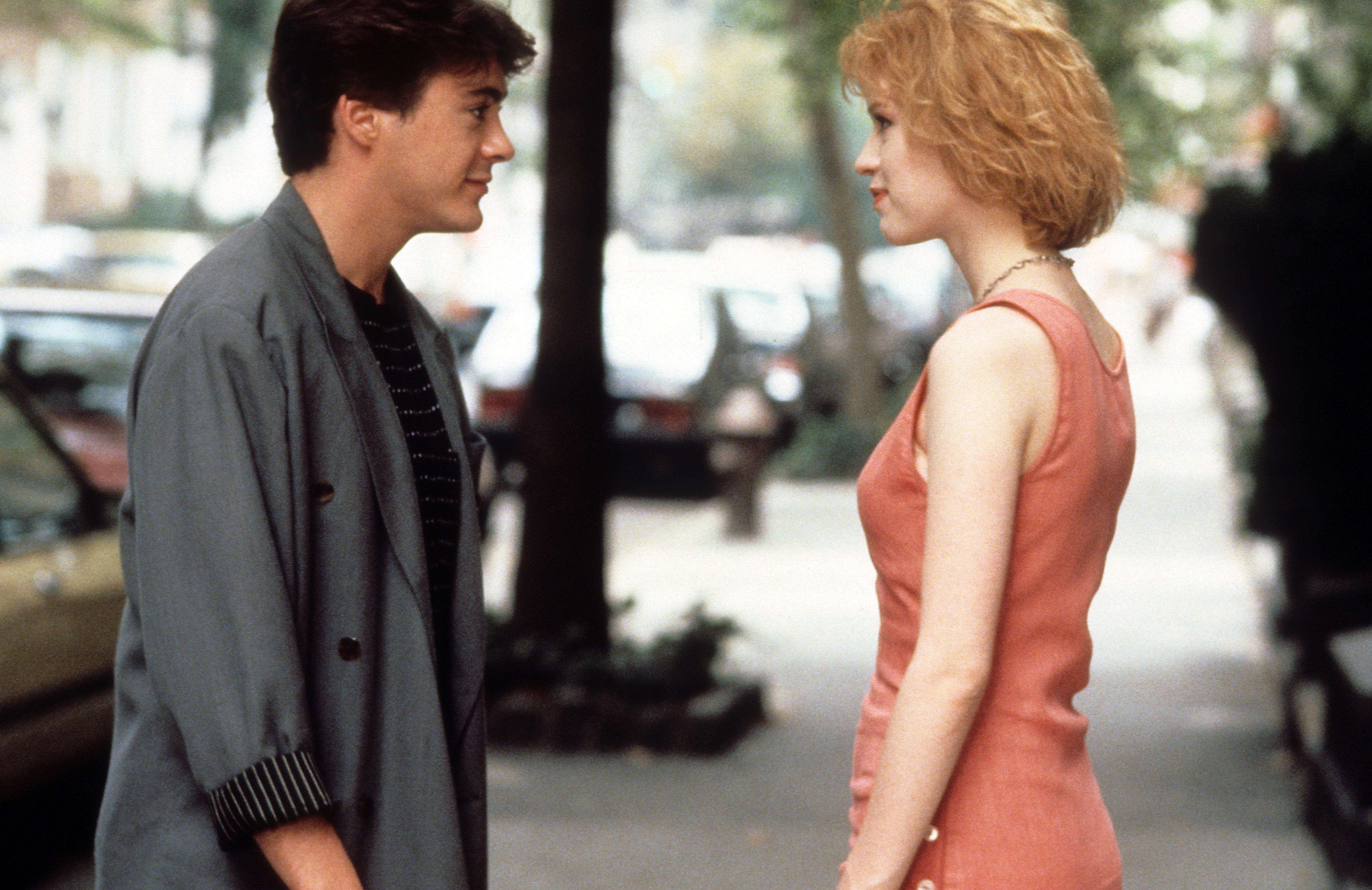 Still of Molly Ringwald and Robert Downey Jr. in The Pick-up Artist (1987)