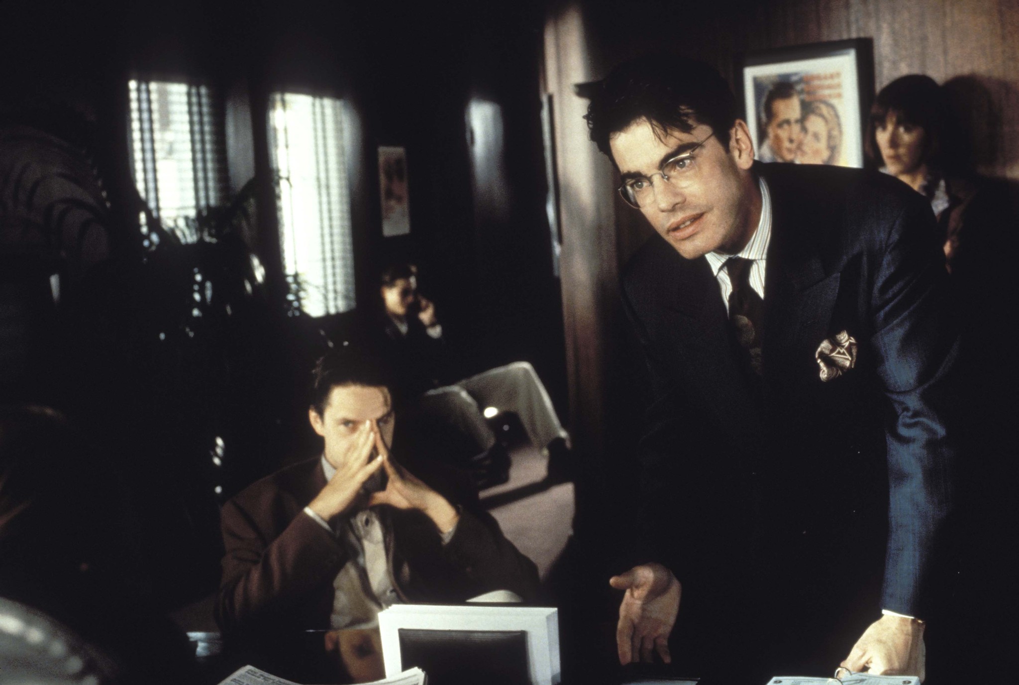 Still of Tim Robbins and Peter Gallagher in Zaidejas (1992)