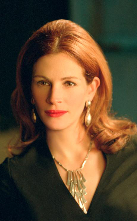 Still of Julia Roberts in Confessions of a Dangerous Mind (2002)