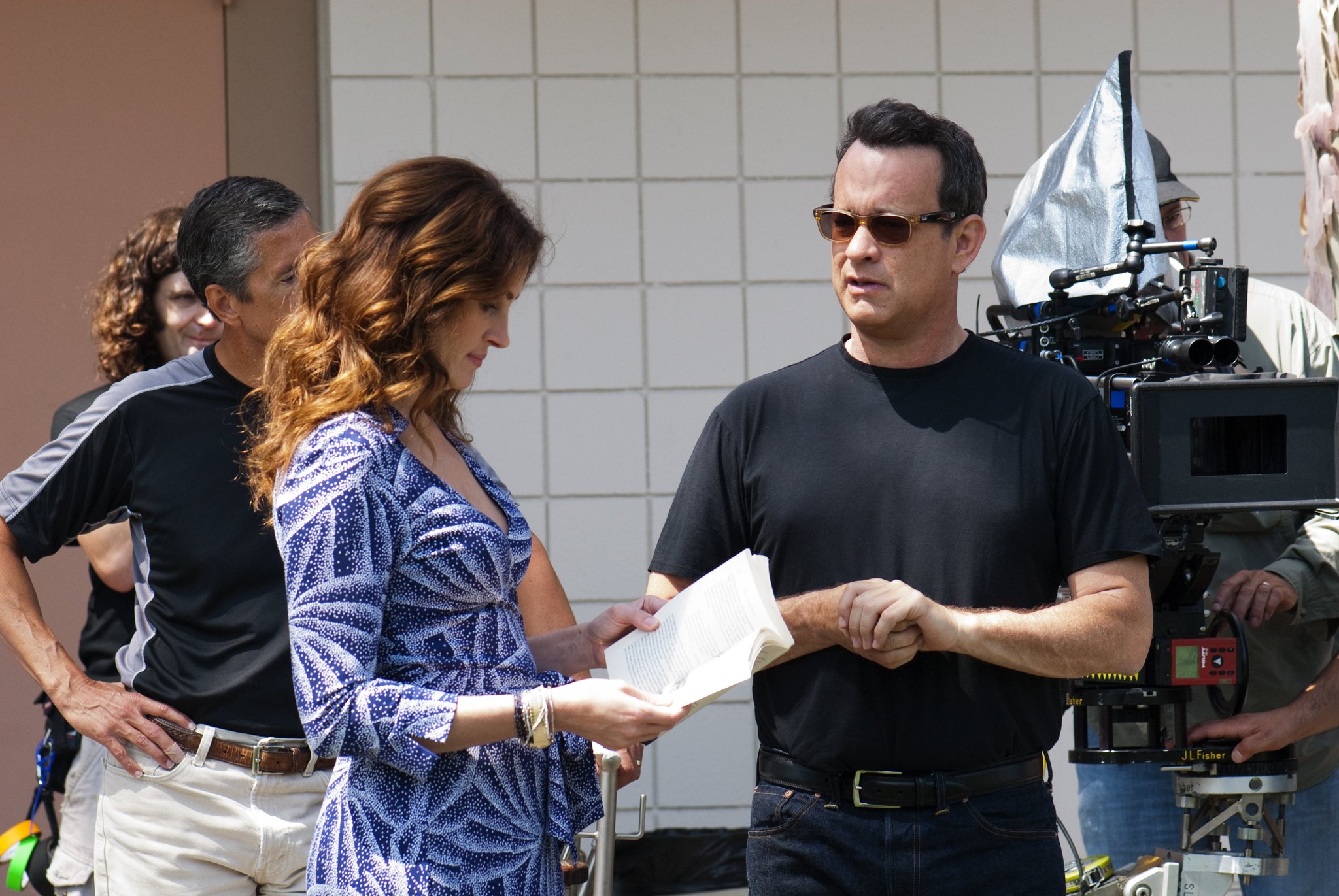 Still of Tom Hanks and Julia Roberts in Laris Kraunas (2011)