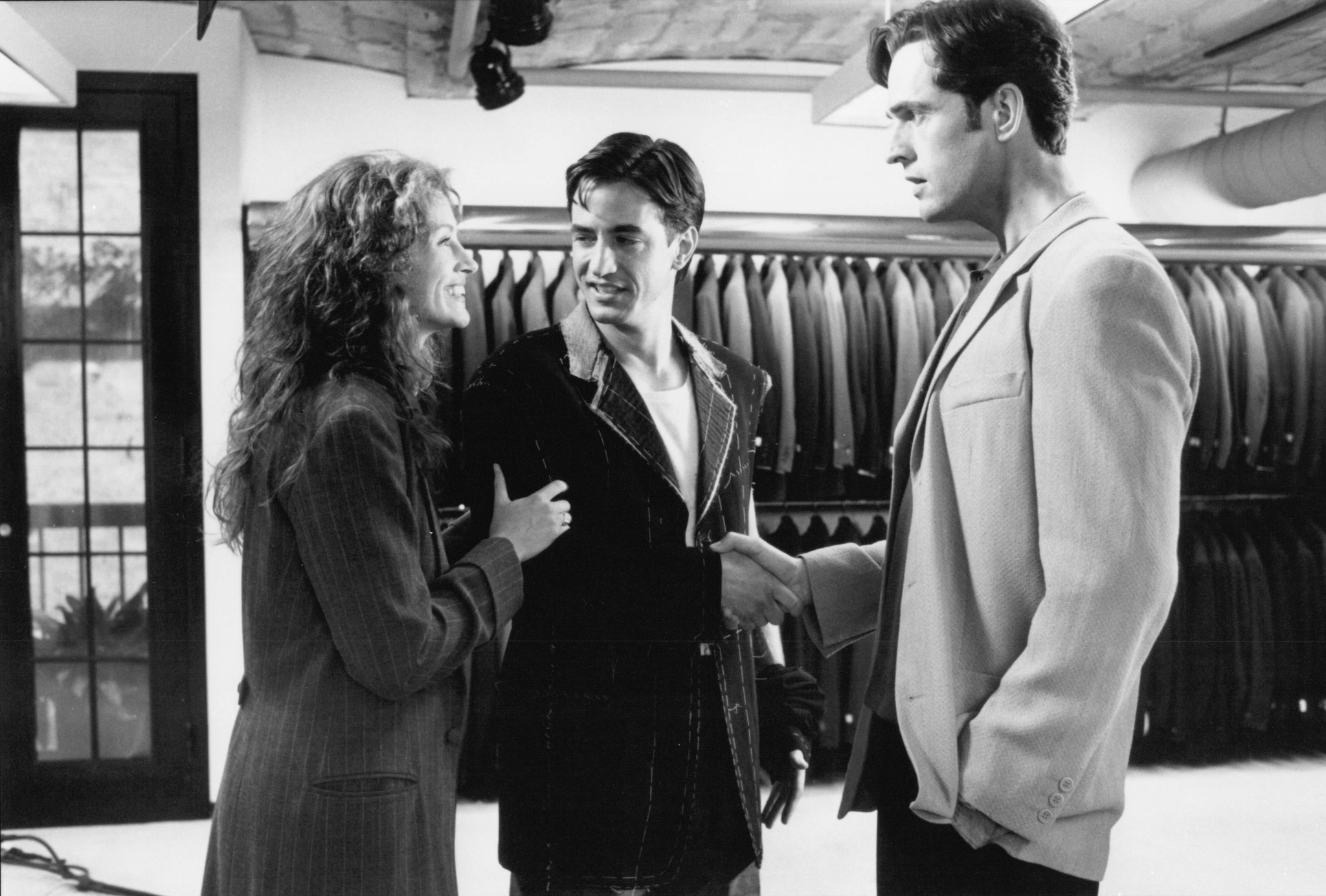 Still of Julia Roberts, Rupert Everett and Dermot Mulroney in My Best Friend's Wedding (1997)