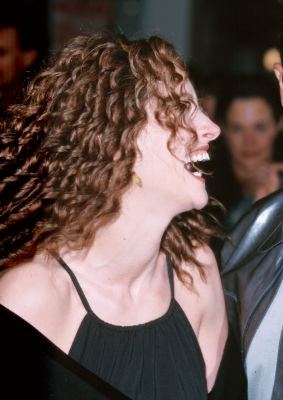 Julia Roberts at event of Erin Brockovich (2000)