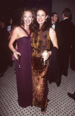 Mimi Rogers and Lauren Holly