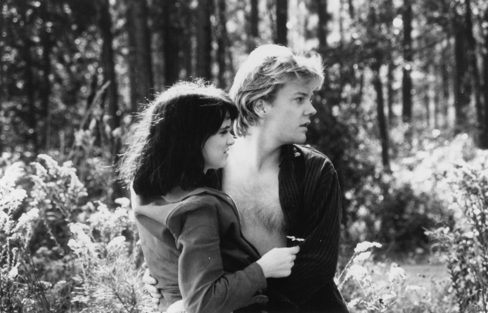 Still of Winona Ryder and Kiefer Sutherland in 1969 (1988)