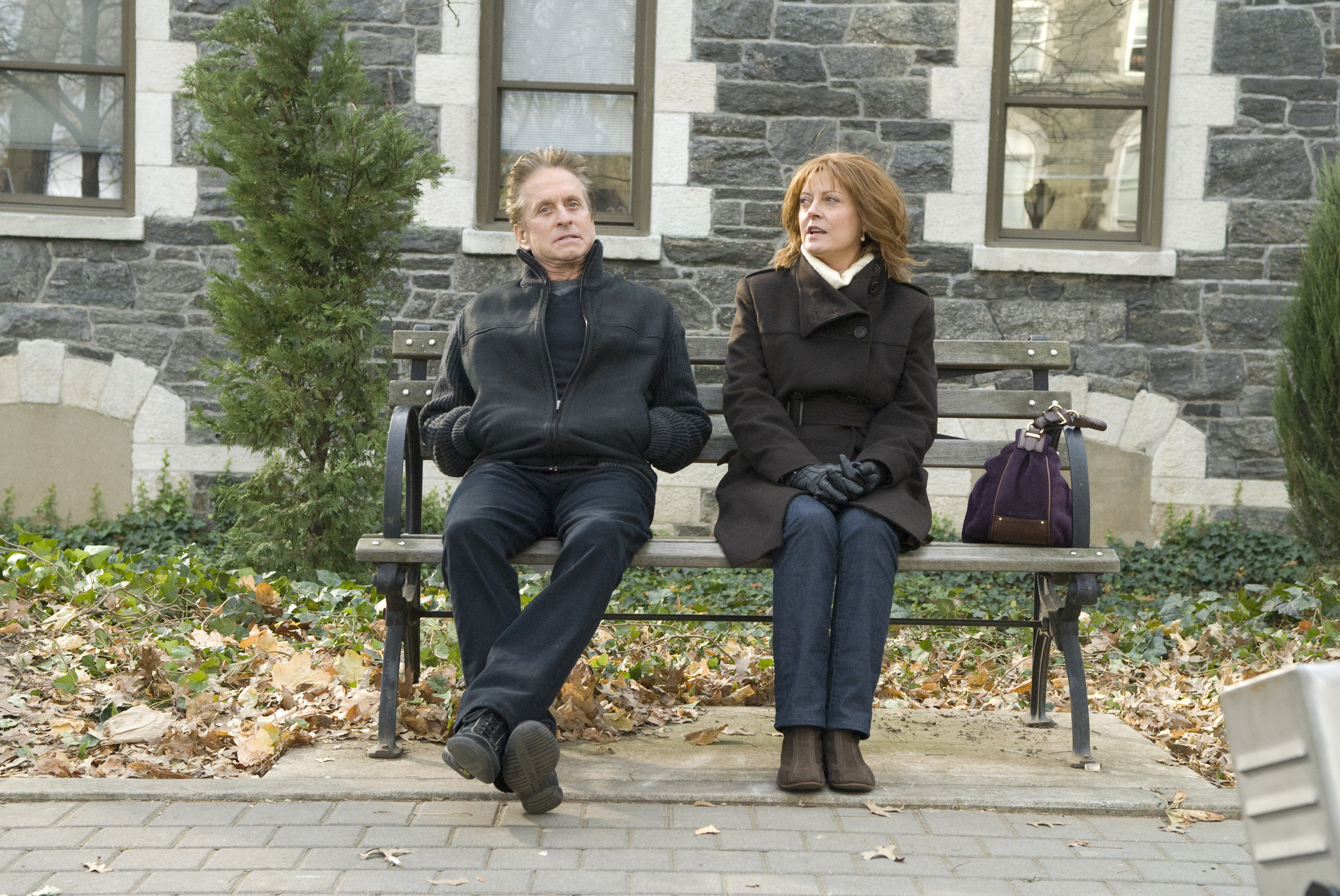 Still of Michael Douglas and Susan Sarandon in Solitary Man (2009)