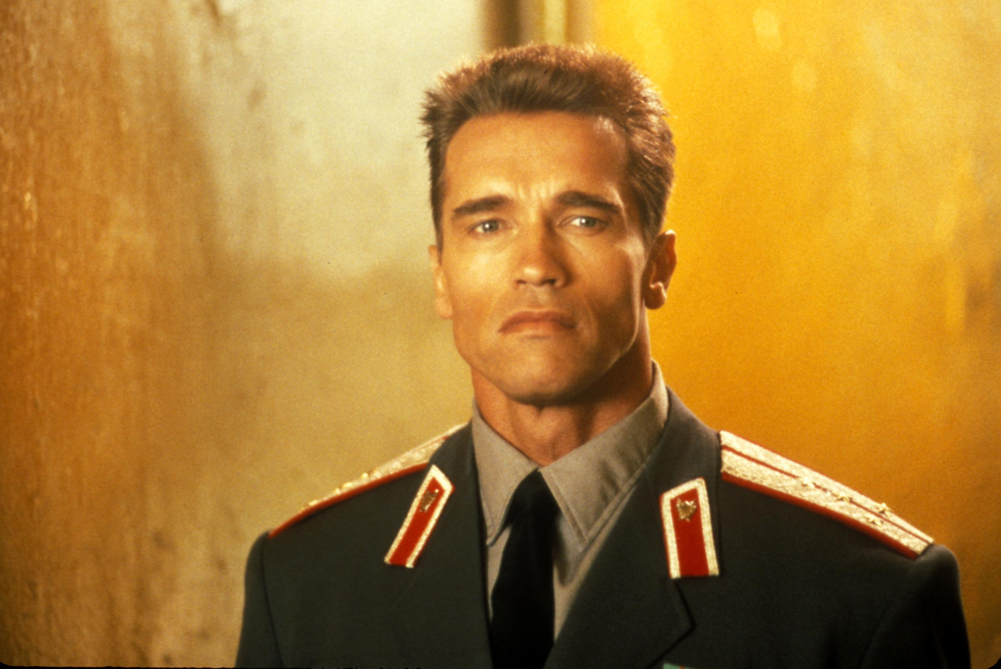 Still of Arnold Schwarzenegger in Red Heat (1988)