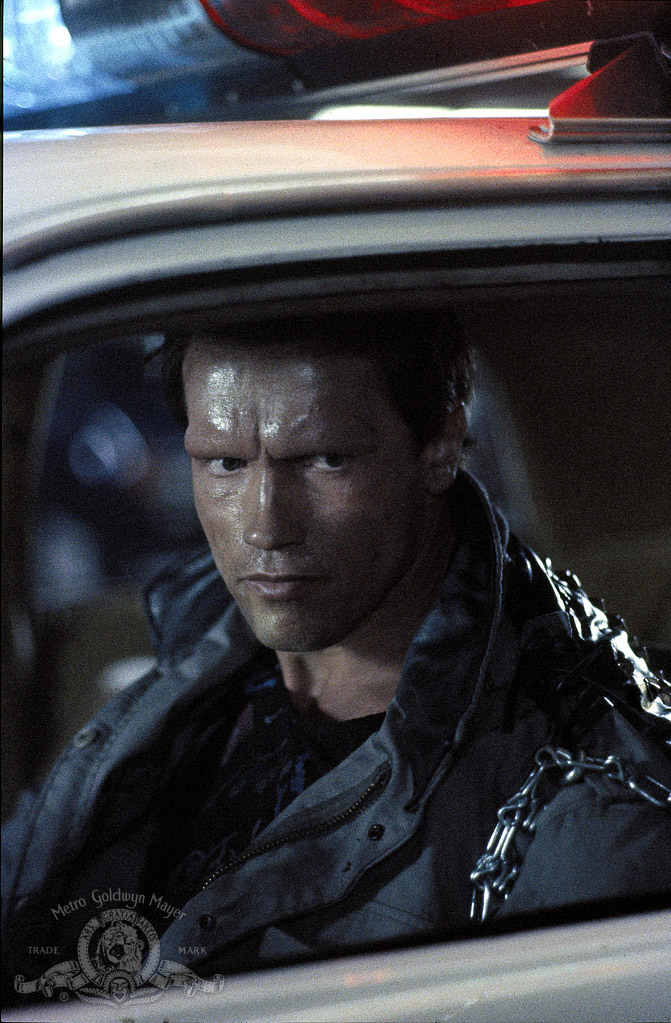 Still of Arnold Schwarzenegger in Terminatorius (1984)