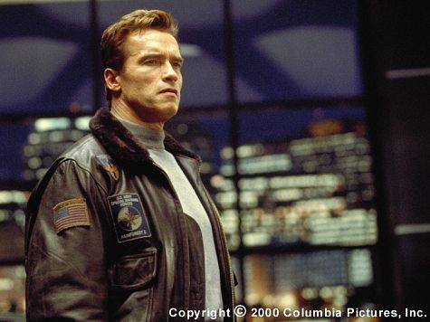 Arnold Schwarzenegger stars as Adam Gibson (photo credit: Rob McEwan)
