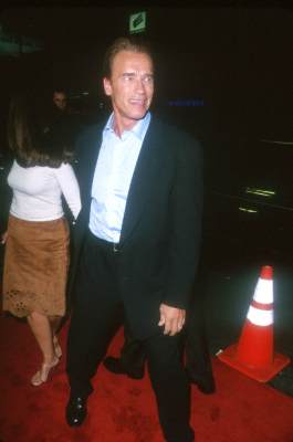 Arnold Schwarzenegger at event of The Story of Us (1999)