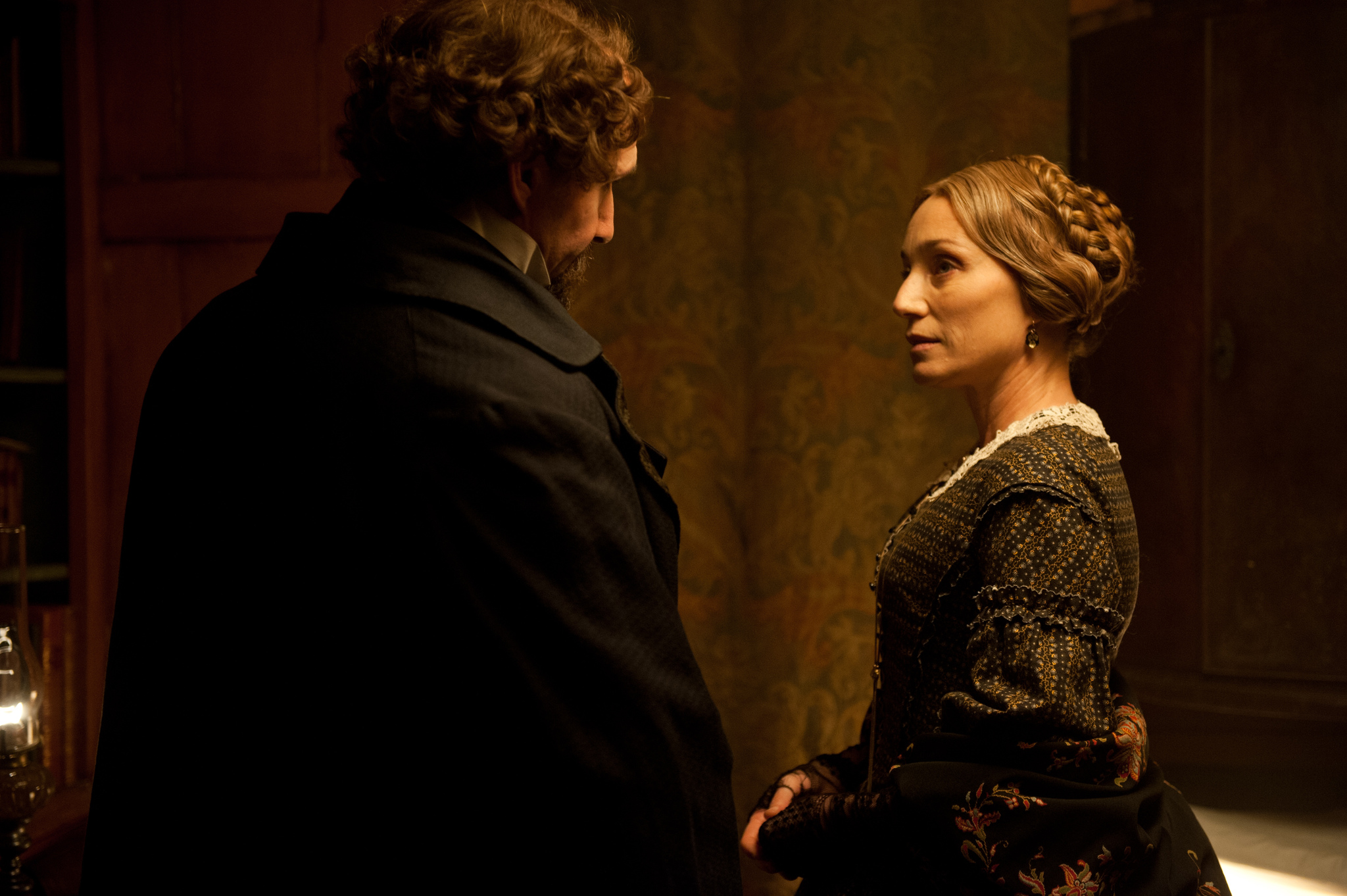 Still of Ralph Fiennes and Kristin Scott Thomas in The Invisible Woman (2013)