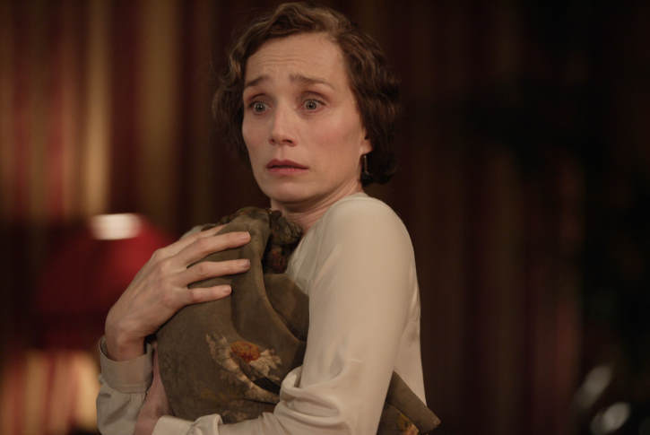 Still of Kristin Scott Thomas in Easy Virtue (2008)