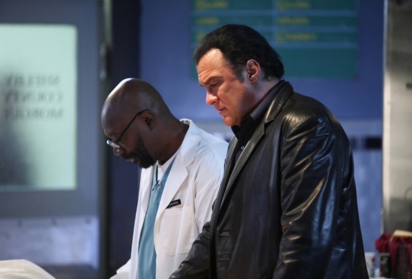 Still of Steven Seagal and Isaac Hayes in Kill Switch (2008)