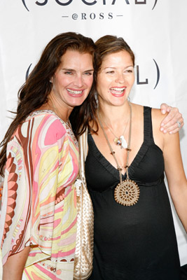 Brooke Shields and Jill Hennessy