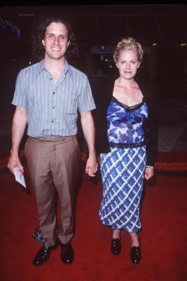 Elisabeth Shue and Davis Guggenheim at event of Out of Sight (1998)