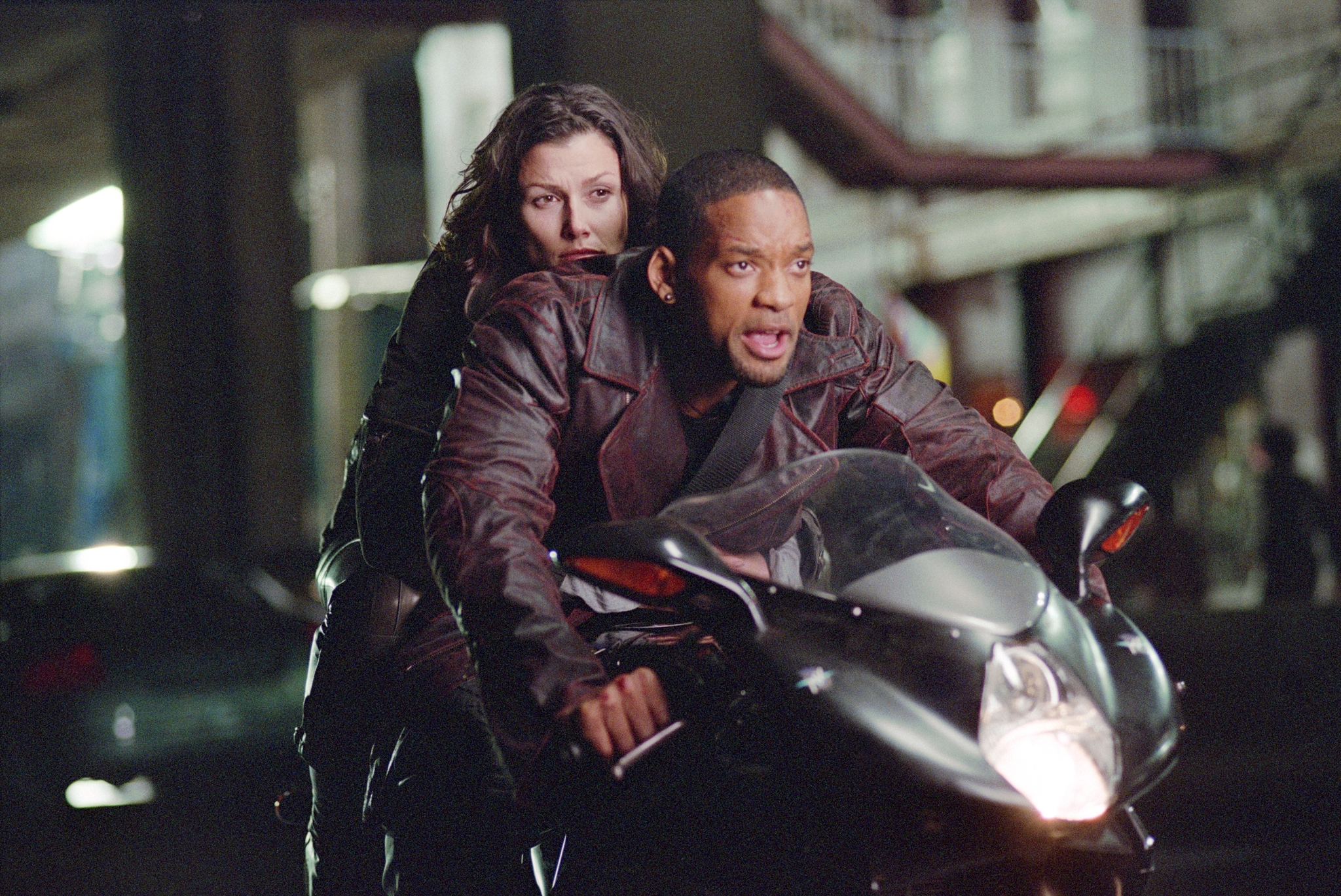 Still of Will Smith and Bridget Moynahan in I, Robot (2004)