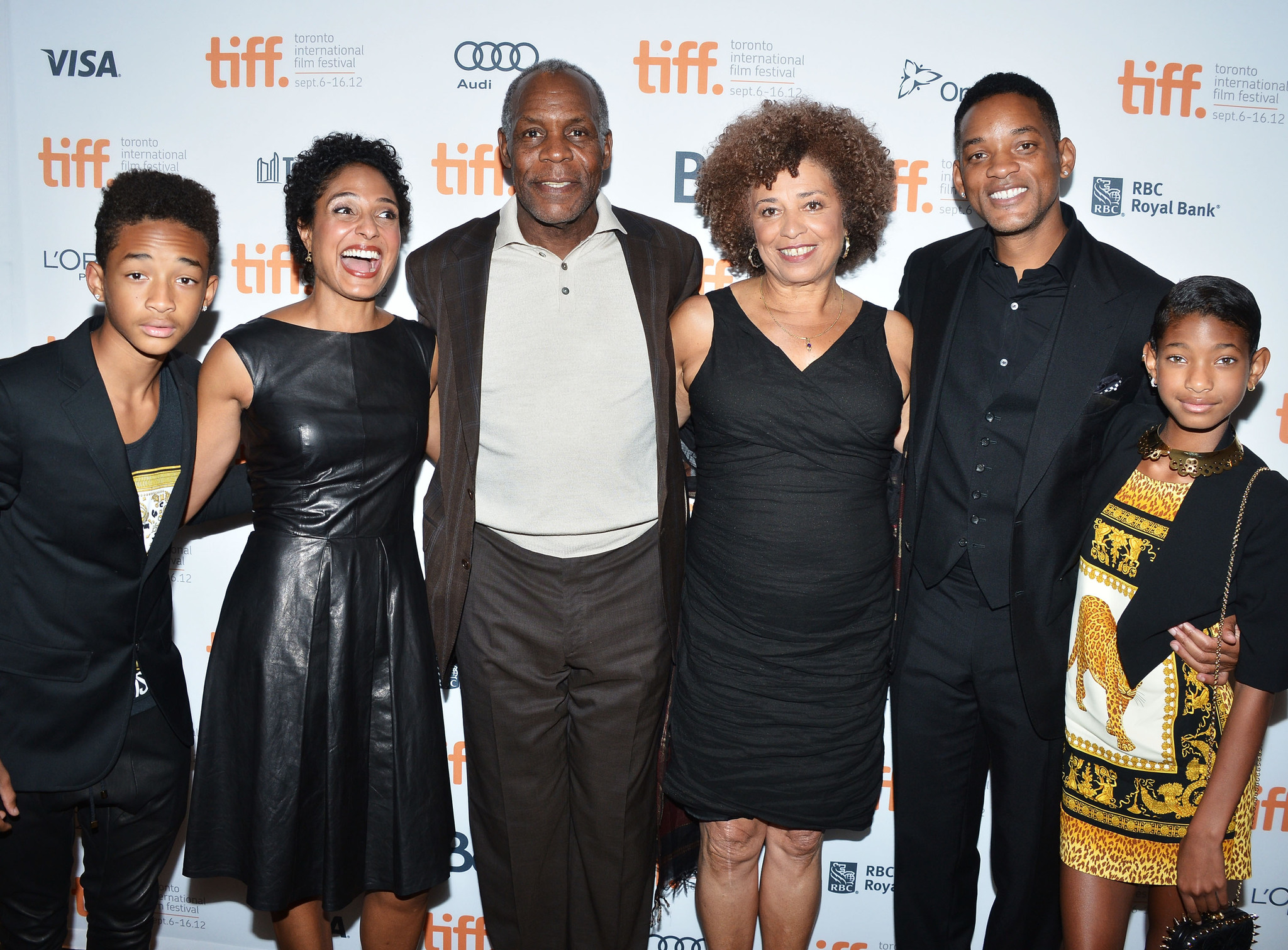 Will Smith, Danny Glover, Angela Davis, Shola Lynch, Jaden Smith and Willow Smith at event of Free Angela and All Political Prisoners (2012)