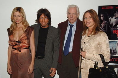 Mira Sorvino, Donald Sutherland, Christian Duguay and Agatha Dominik at event of Human Trafficking (2005)