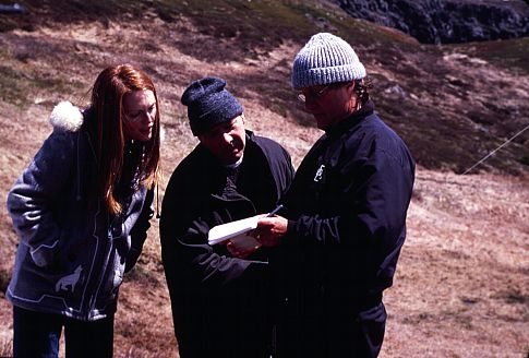 Julianne Moore, Kevin Spacey and Lasse Hallström in The Shipping News (2001)