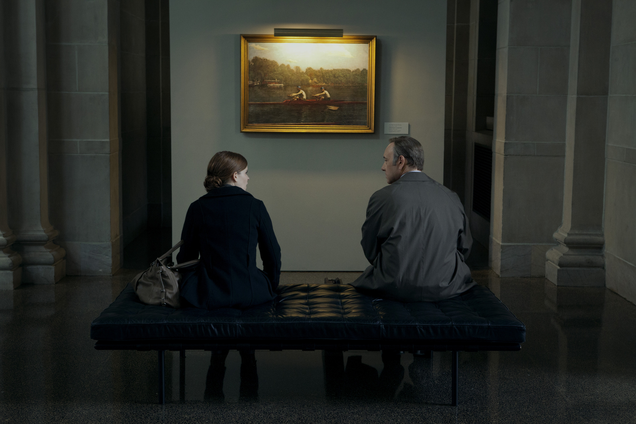 Still of Kevin Spacey and Kate Mara in Kortu Namelis (2013)