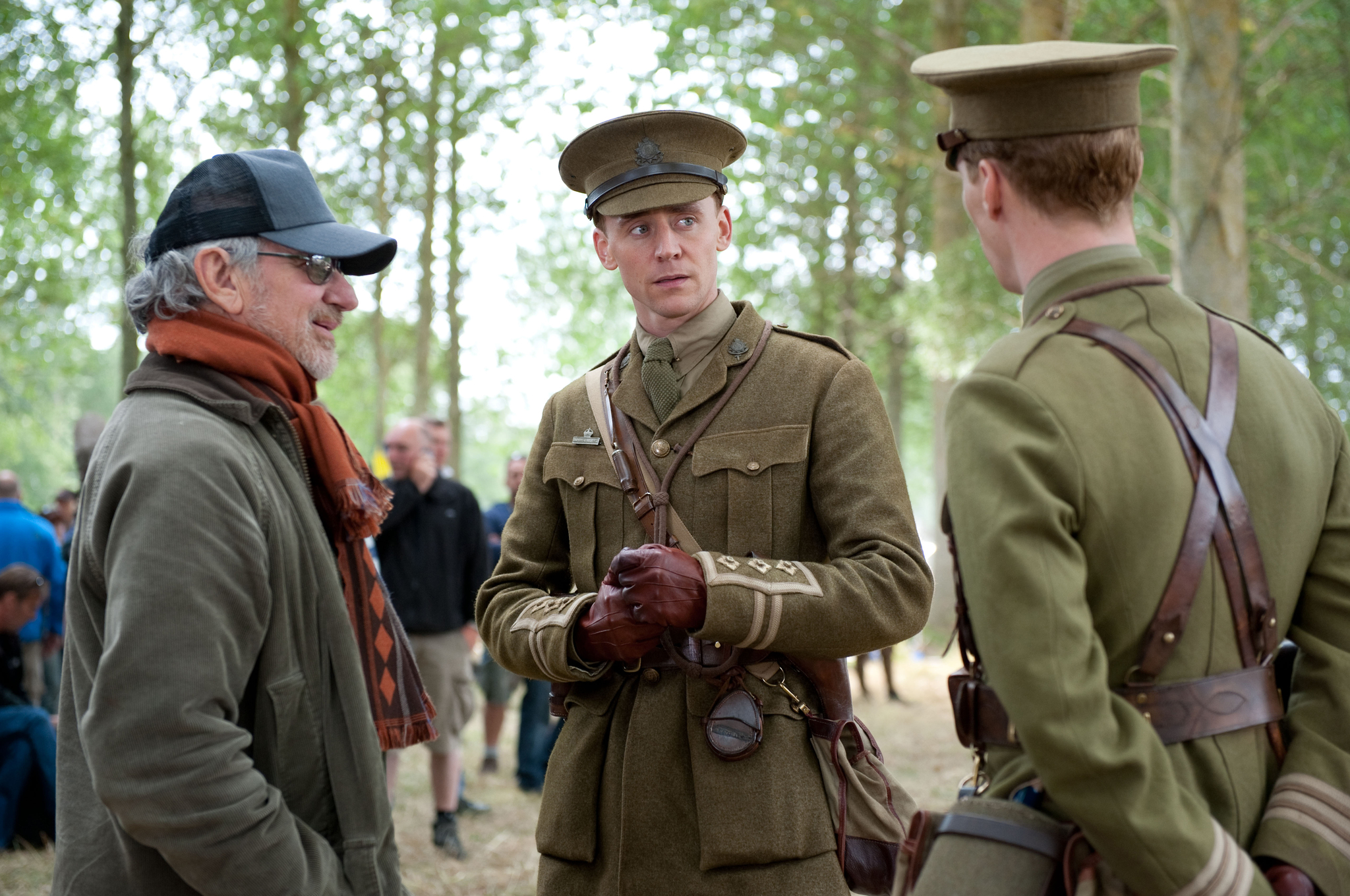 Steven Spielberg and Benedict Cumberbatch in Karo zirgas (2011)