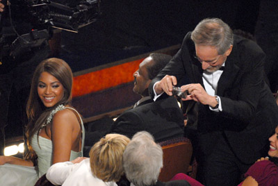 Clint Eastwood and Steven Spielberg at event of The 79th Annual Academy Awards (2007)