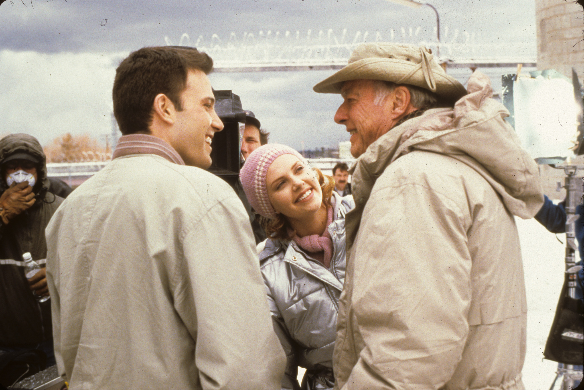 Charlize Theron, Ben Affleck and John Frankenheimer in Reindeer Games (2000)