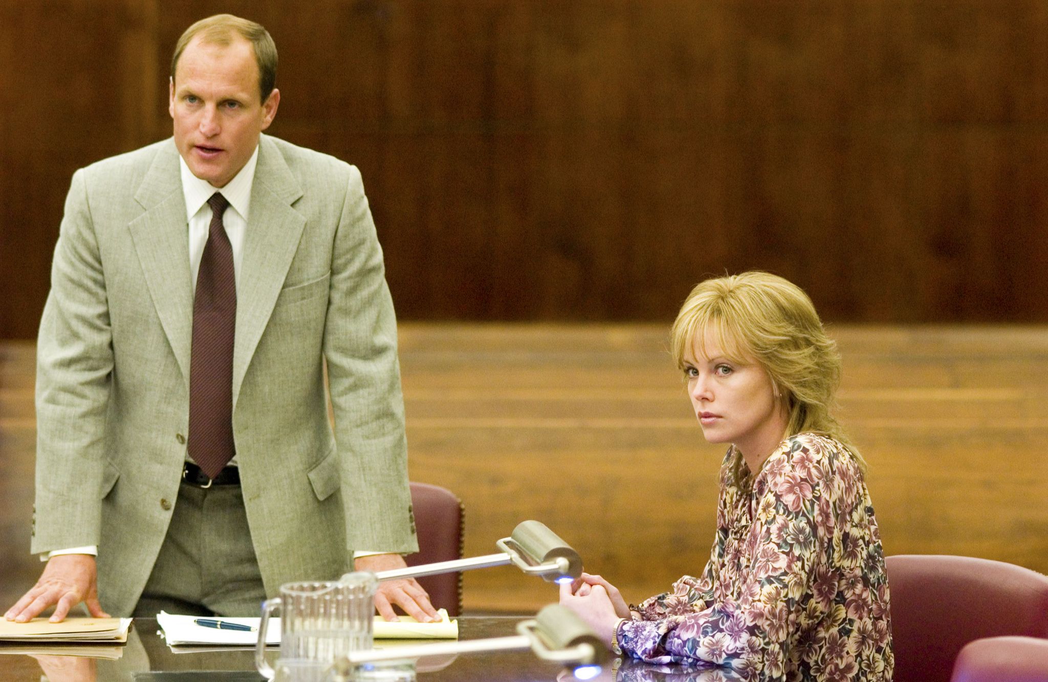 Still of Charlize Theron and Woody Harrelson in North Country (2005)