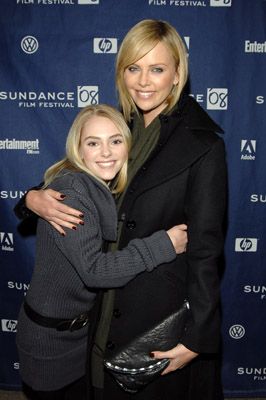 Charlize Theron and AnnaSophia Robb at event of Sleepwalking (2008)