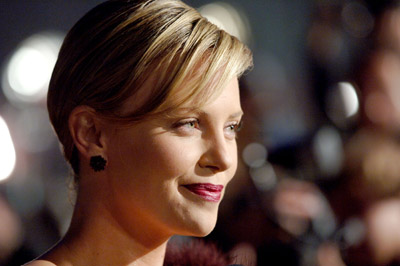 Charlize Theron at event of Æon Flux (2005)