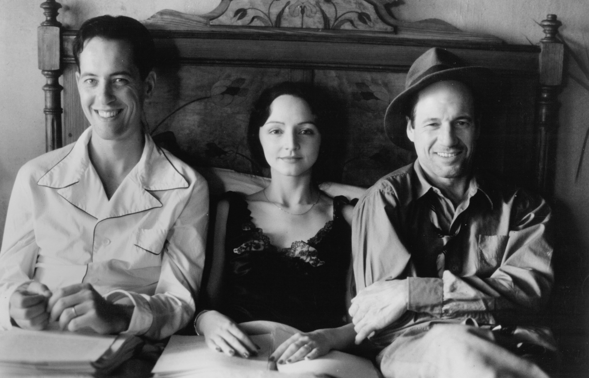 Still of Uma Thurman, Richard E. Grant, Maria de Medeiros and Fred Ward in Henry & June (1990)