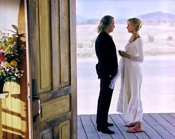 Still of Uma Thurman and David Carradine in Nuzudyti Bila 1 (2003)