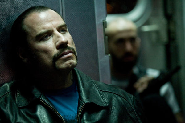 Still of John Travolta in Metro uzgrobimas (2009)