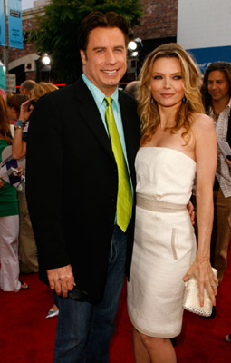 Michelle Pfeiffer and John Travolta at event of Hairspray (2007)