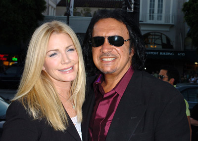 Shannon Tweed and Gene Simmons at event of Rize (2005)