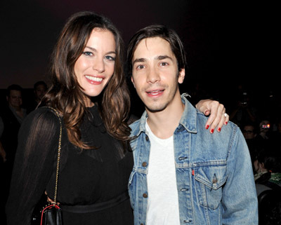 Liv Tyler and Justin Long