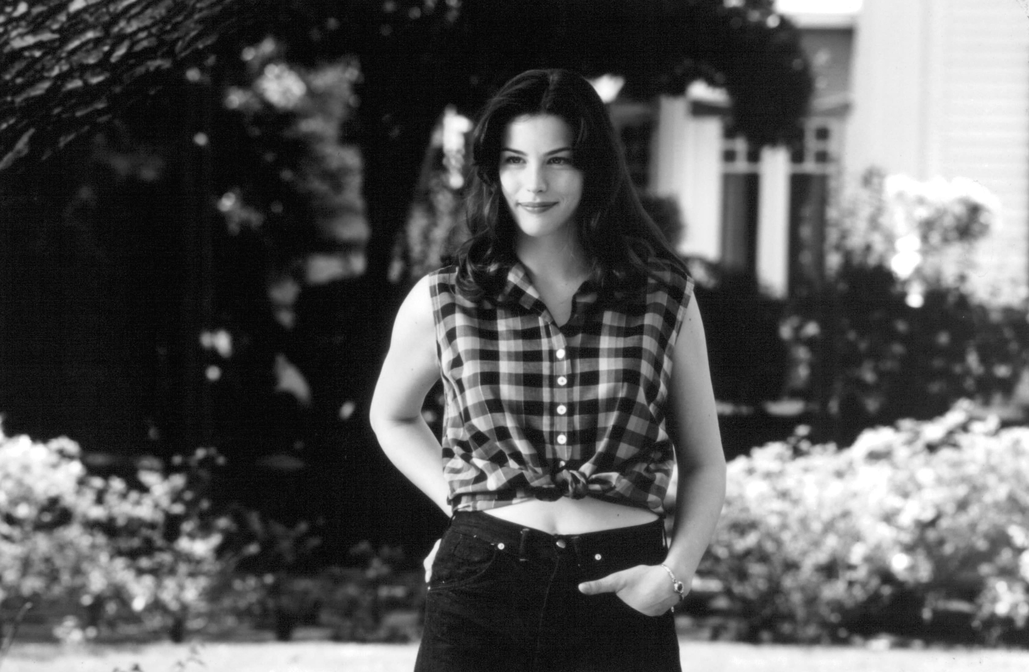 Still of Liv Tyler in Inventing the Abbotts (1997)