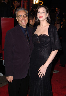 Liv Tyler and Howard Shore at event of Ziedu Valdovas: Karaliaus sugrizimas (2003)