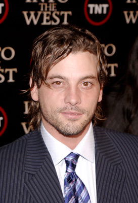 Skeet Ulrich at event of Into the West (2005)